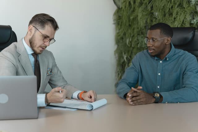 A 4-hour protocol that separates real seniors from inflated resumes