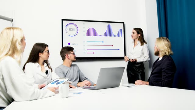 A CFO needs an engineering report in 1 page — not a technical dashboard
